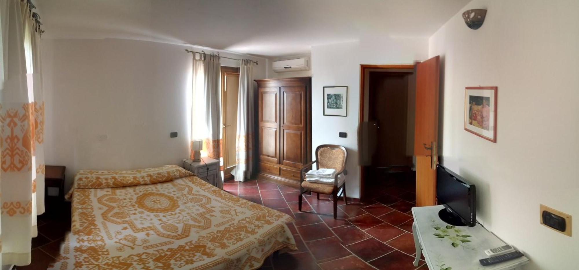 Locanda Tipica Sa Corte أوليينا الغرفة الصورة