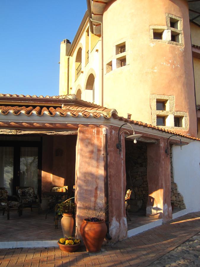 Locanda Tipica Sa Corte أوليينا المظهر الخارجي الصورة